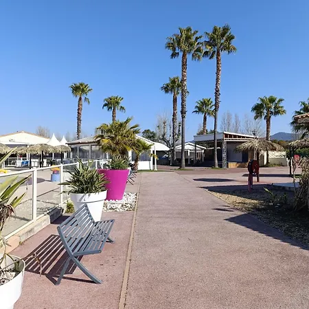 Siblu Le Montourey Campsite *